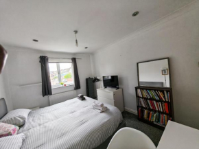 Fabulous rooms near Bournemouth Hospital